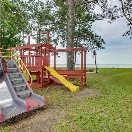 Vacation Home Lake Livingston! Onalaska Bagian luar foto