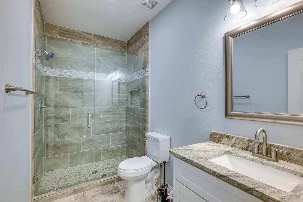 Vacation Home Lake Livingston! Onalaska Bagian luar foto