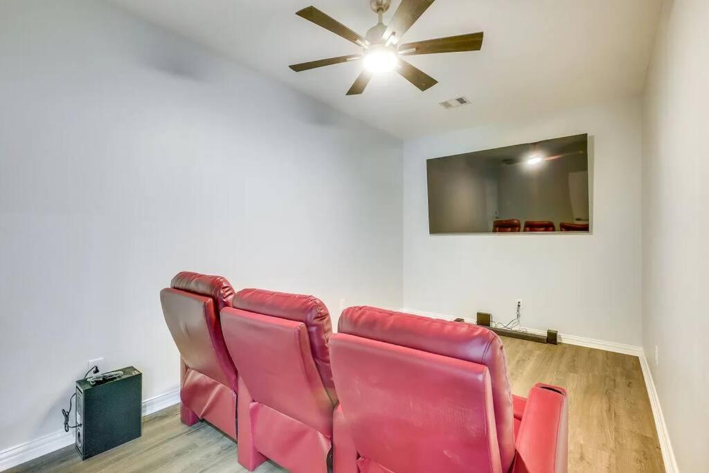 Vacation Home Lake Livingston! Onalaska Bagian luar foto